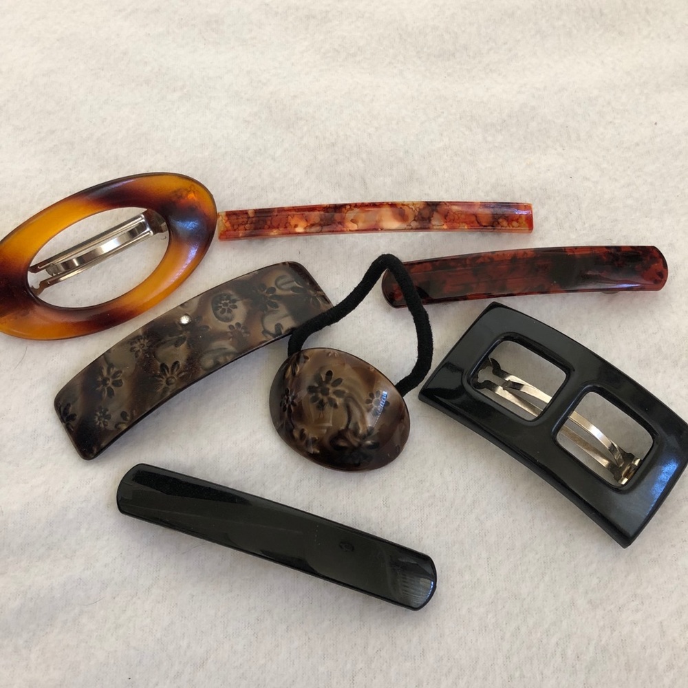 NWOT Set of 6 Large Barrettes and Pony Tail Holder